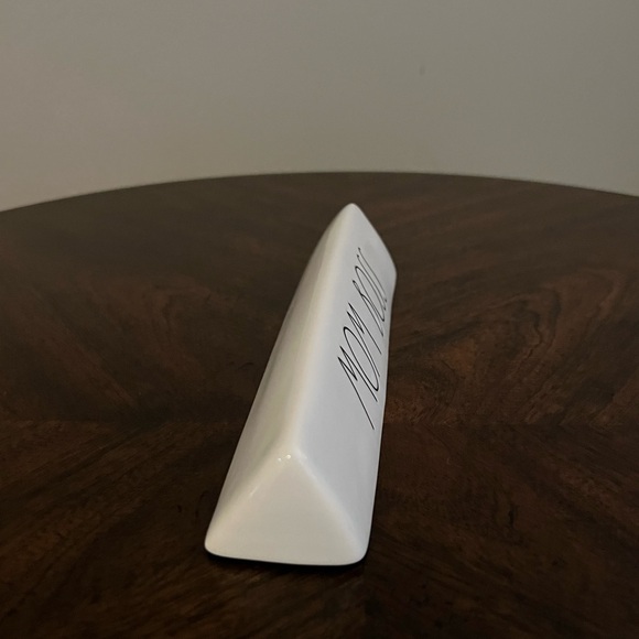 MOM BOSS Desk Plate - Picture 2 of 2